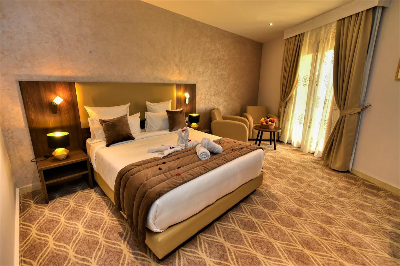 Mf Hotel Oran Bir El Djir Zewnętrze zdjęcie