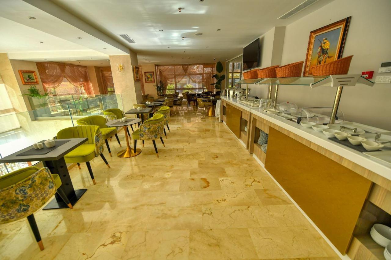 Mf Hotel Oran Bir El Djir Zewnętrze zdjęcie