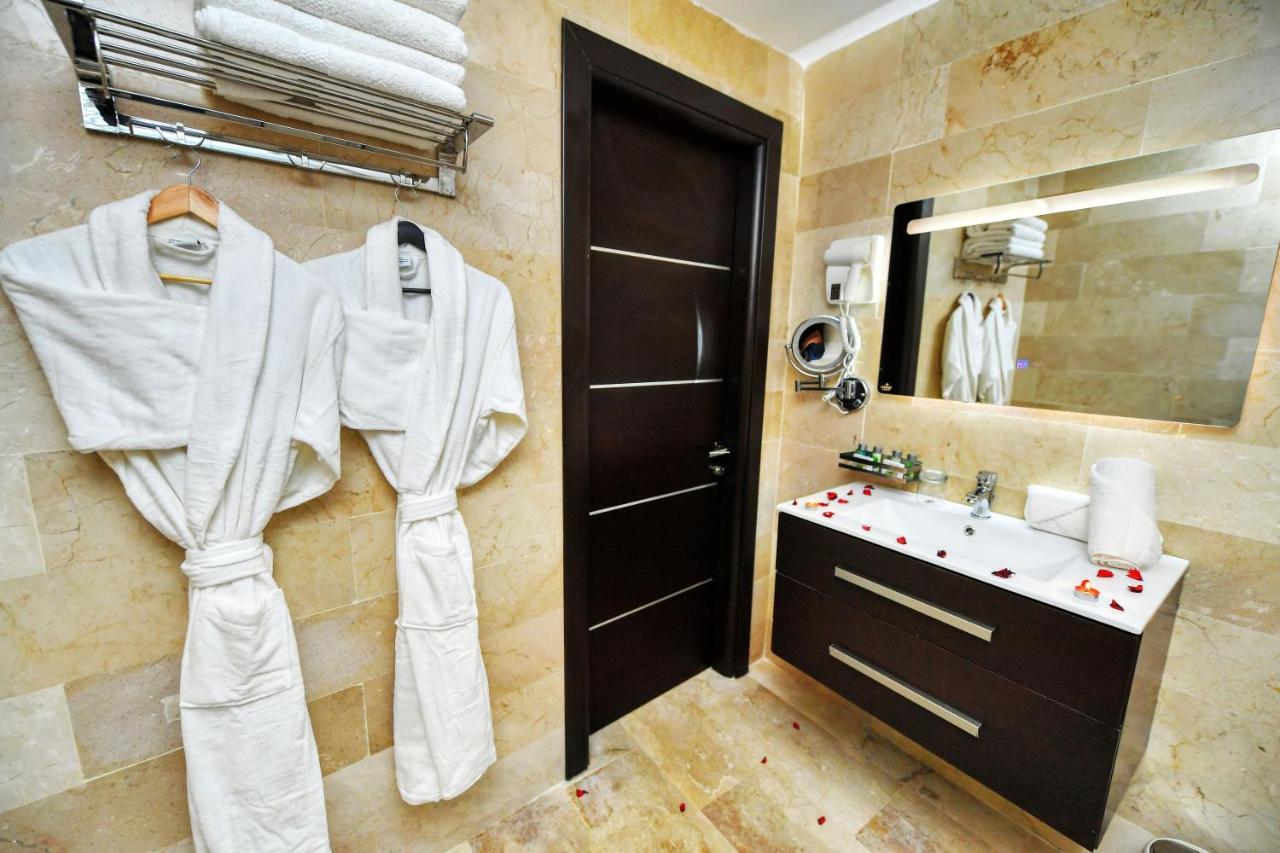 Mf Hotel Oran Bir El Djir Zewnętrze zdjęcie
